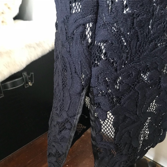 Navy lace midi skirt - Picture 3 of 5